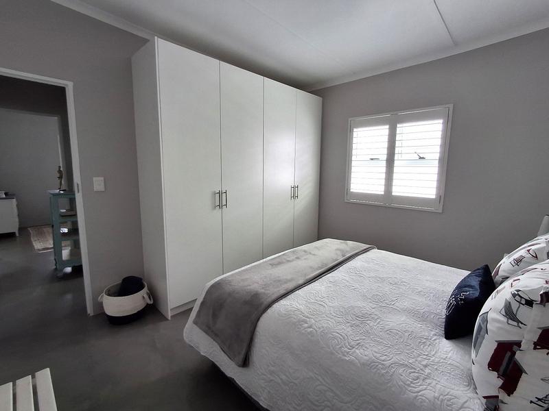 2 Bedroom Property for Sale in Britannia Bay Western Cape